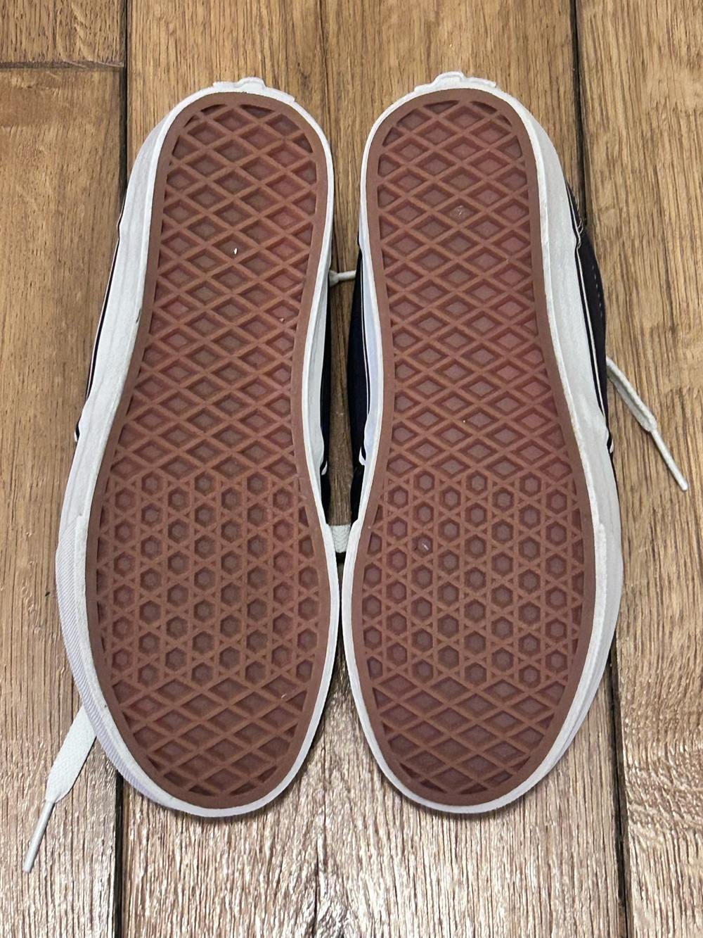 Vans Off The Wall Atwood Canvas Heritage Low Top Padded Chunky Sneaker Women’s 7 - Picture 16 of 16